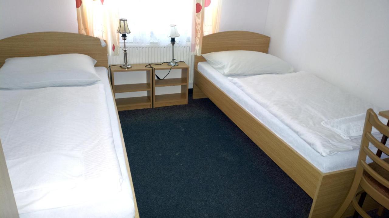 Penzion Lada Nová Bystřice Buitenkant foto
