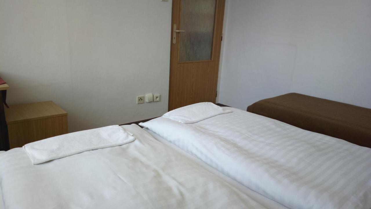 Penzion Lada Nová Bystřice Buitenkant foto