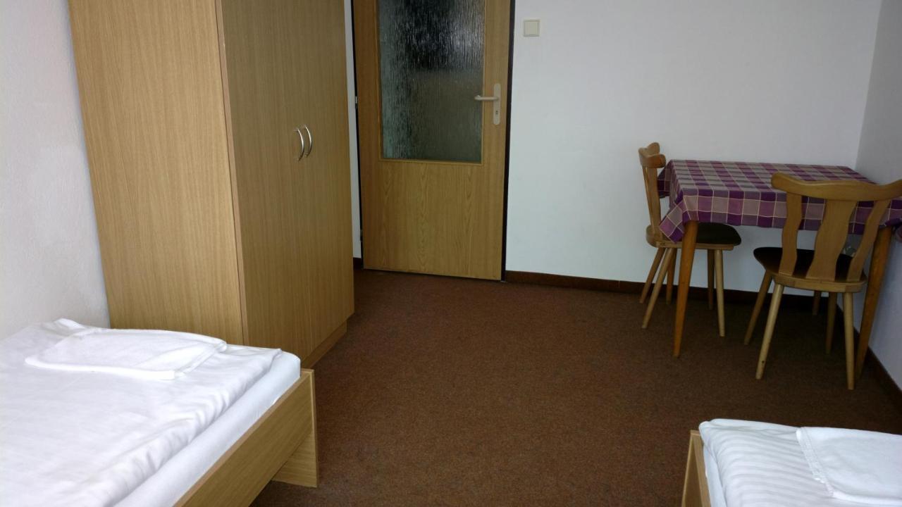 Penzion Lada Nová Bystřice Buitenkant foto