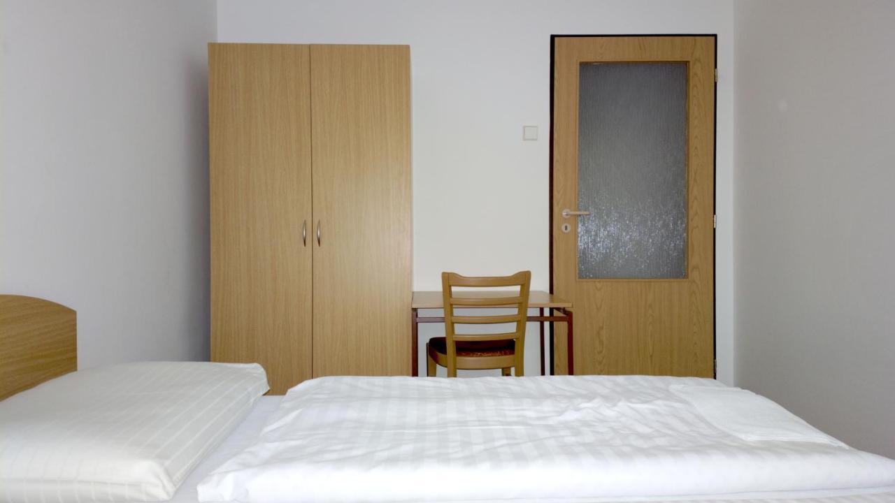 Penzion Lada Nová Bystřice Buitenkant foto